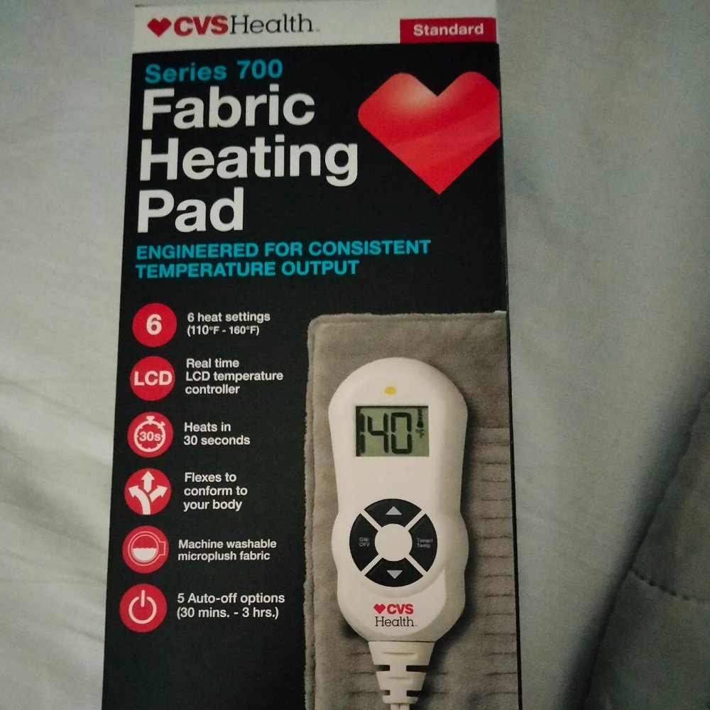 BRAND NEW HEATING PAD